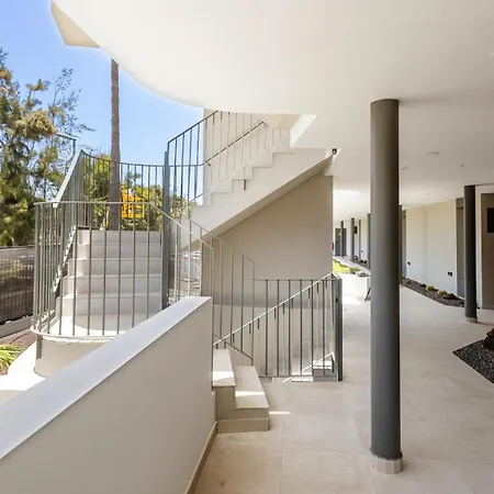 Hotel apartamentowy Calm 3*