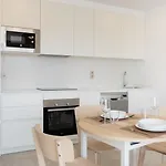 Calm شقة فندقية 3*