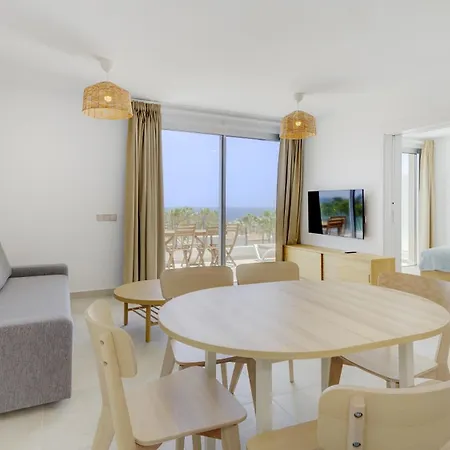 Ξενοδοχείο με διαμερίσματα Calm